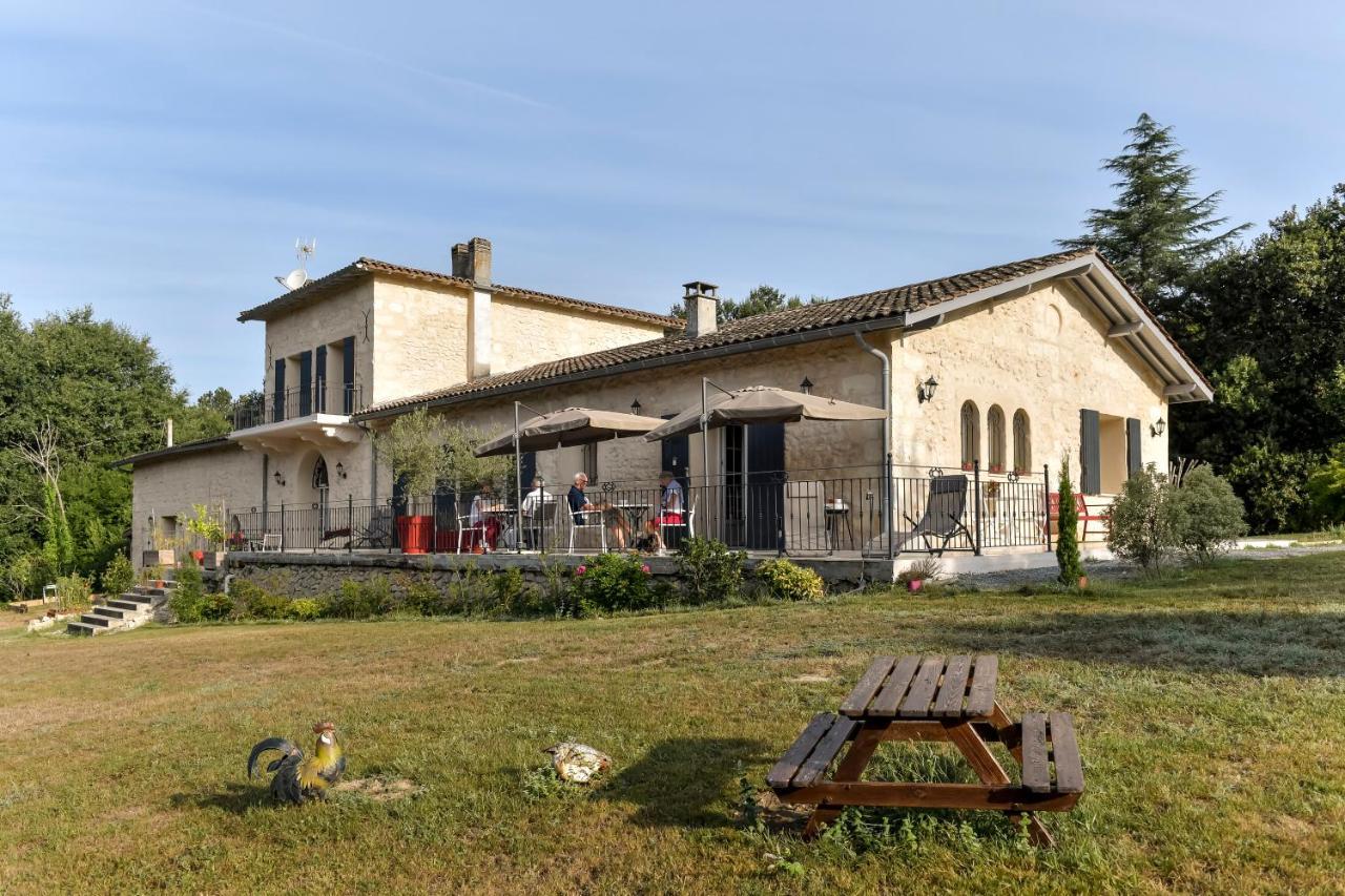 Domaine Verte Vallee Lignan-de-Bordeaux ภายนอก รูปภาพ