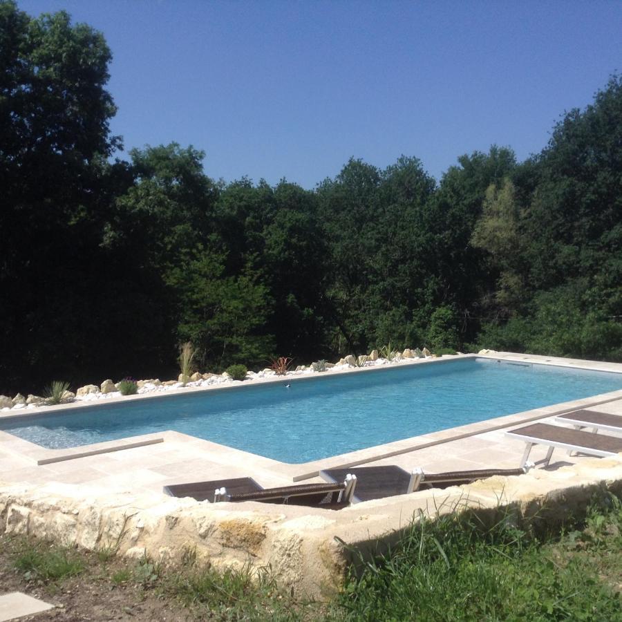 Domaine Verte Vallee Lignan-de-Bordeaux ภายนอก รูปภาพ